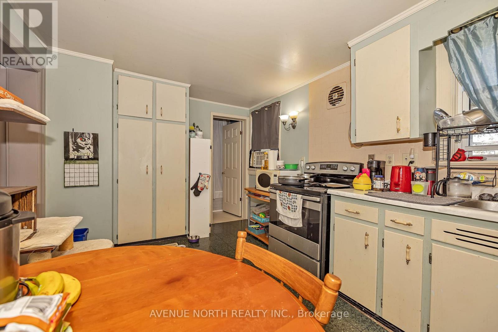 143 BROCKVILLE STREET - 12