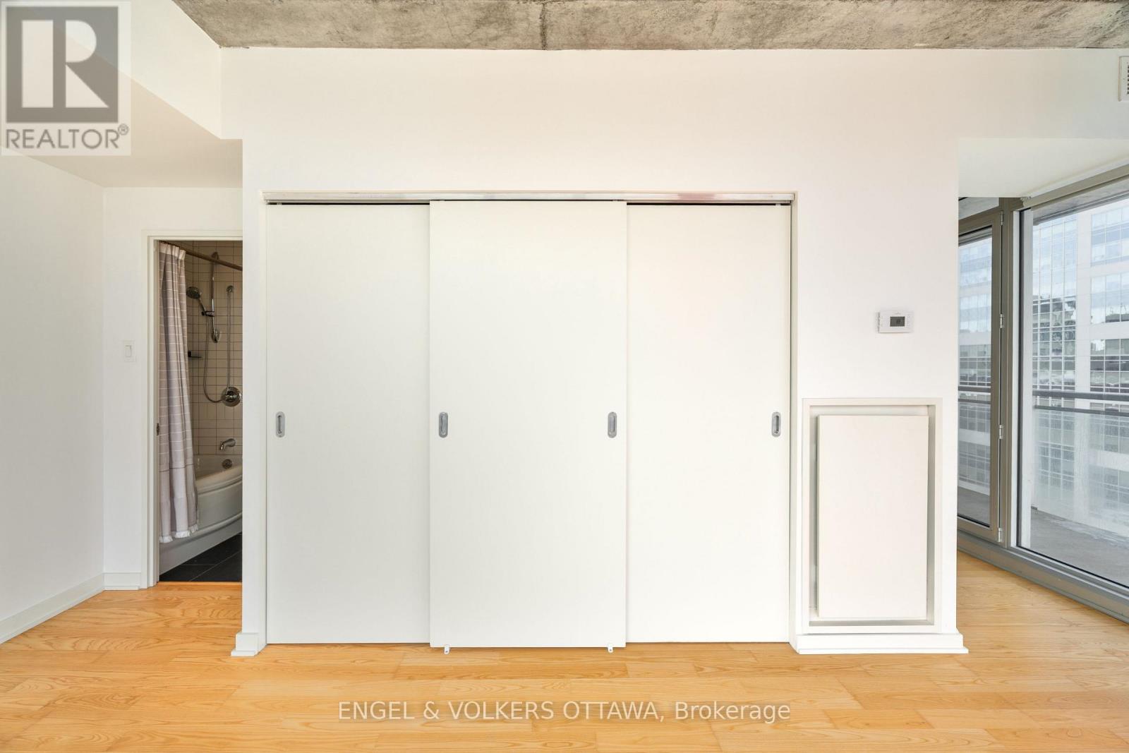 #1610 324 LAURIER AVENUE W - 14