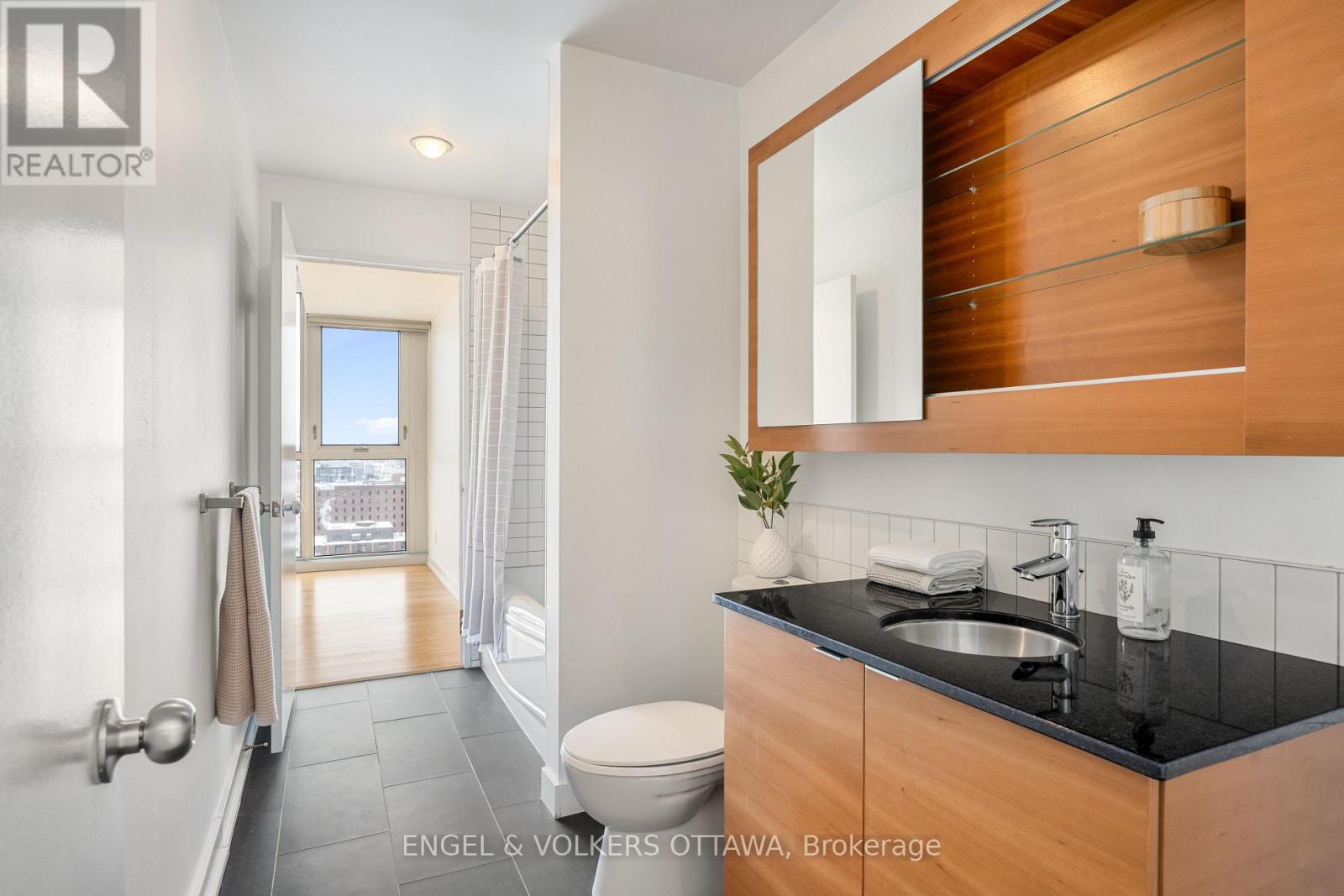#1610 324 LAURIER AVENUE W - 22