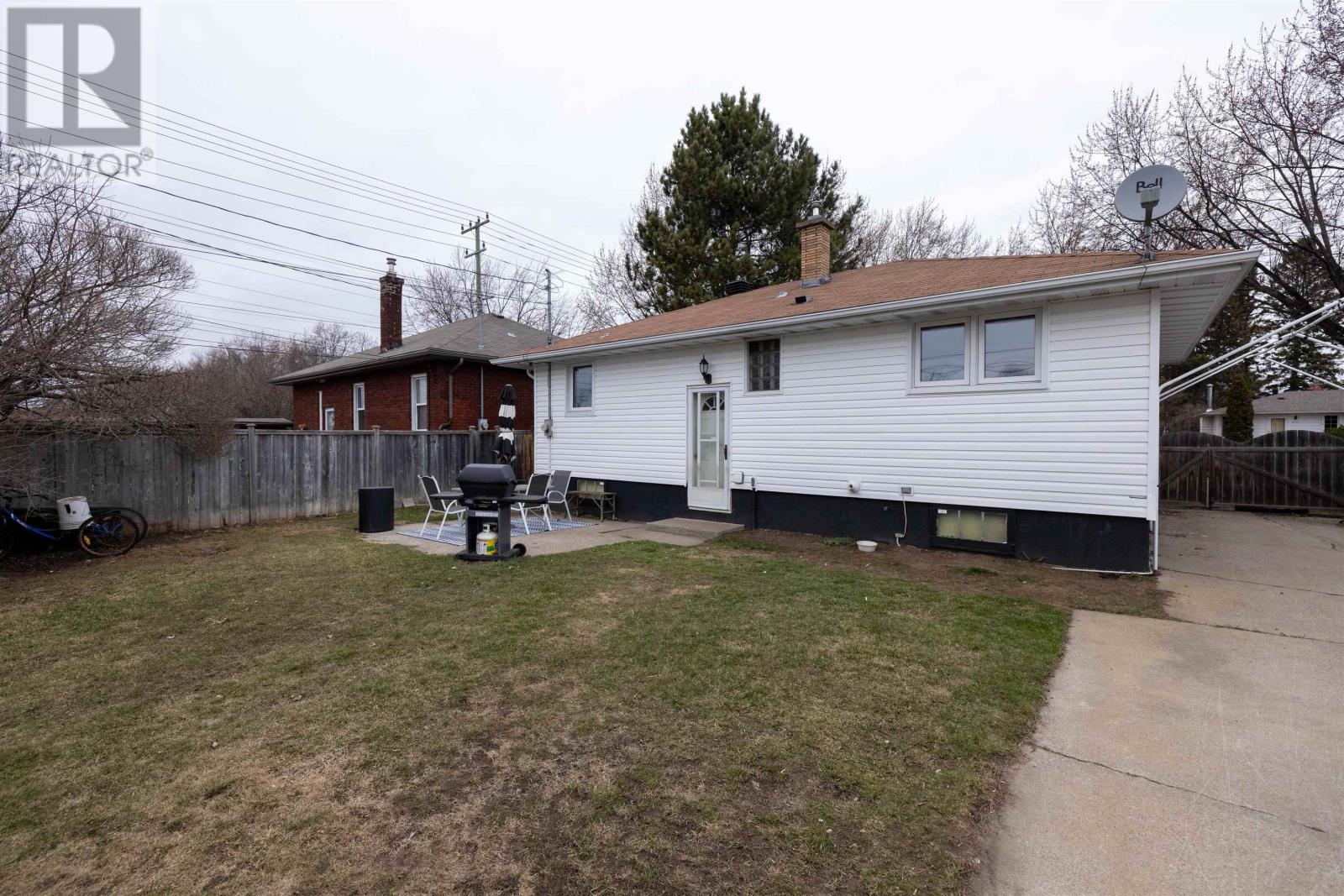 2240 Rankin St, Thunder Bay, Ontario, P7E5Z9 — Photo 22