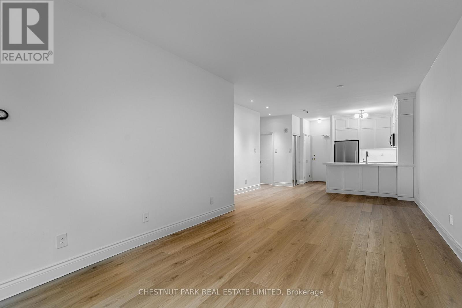 #104 95 PRINCE ARTHUR AVENUE - 13