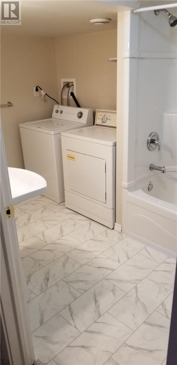 211 Cote Boulevard SW - 24