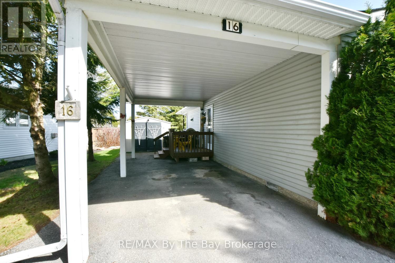 16 INDIANA AVENUE - 11