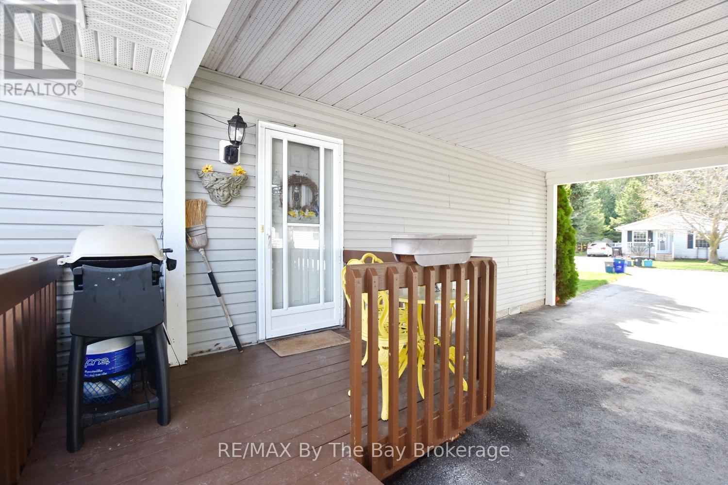 16 INDIANA AVENUE - 12
