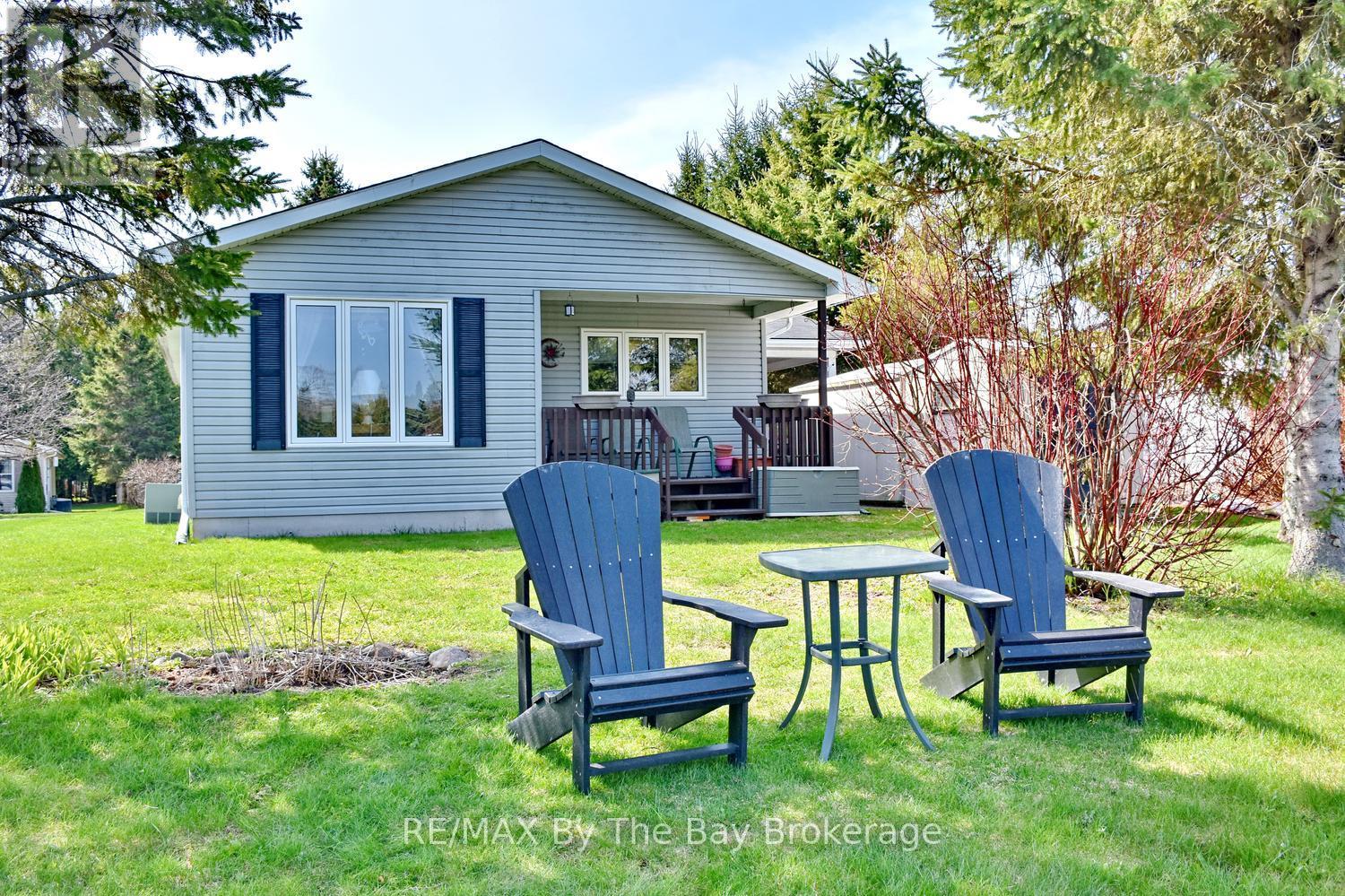 16 INDIANA AVENUE - 23