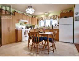 16 Indiana Avenue, Wasaga Beach, ON L9Z3A8 Photo 13