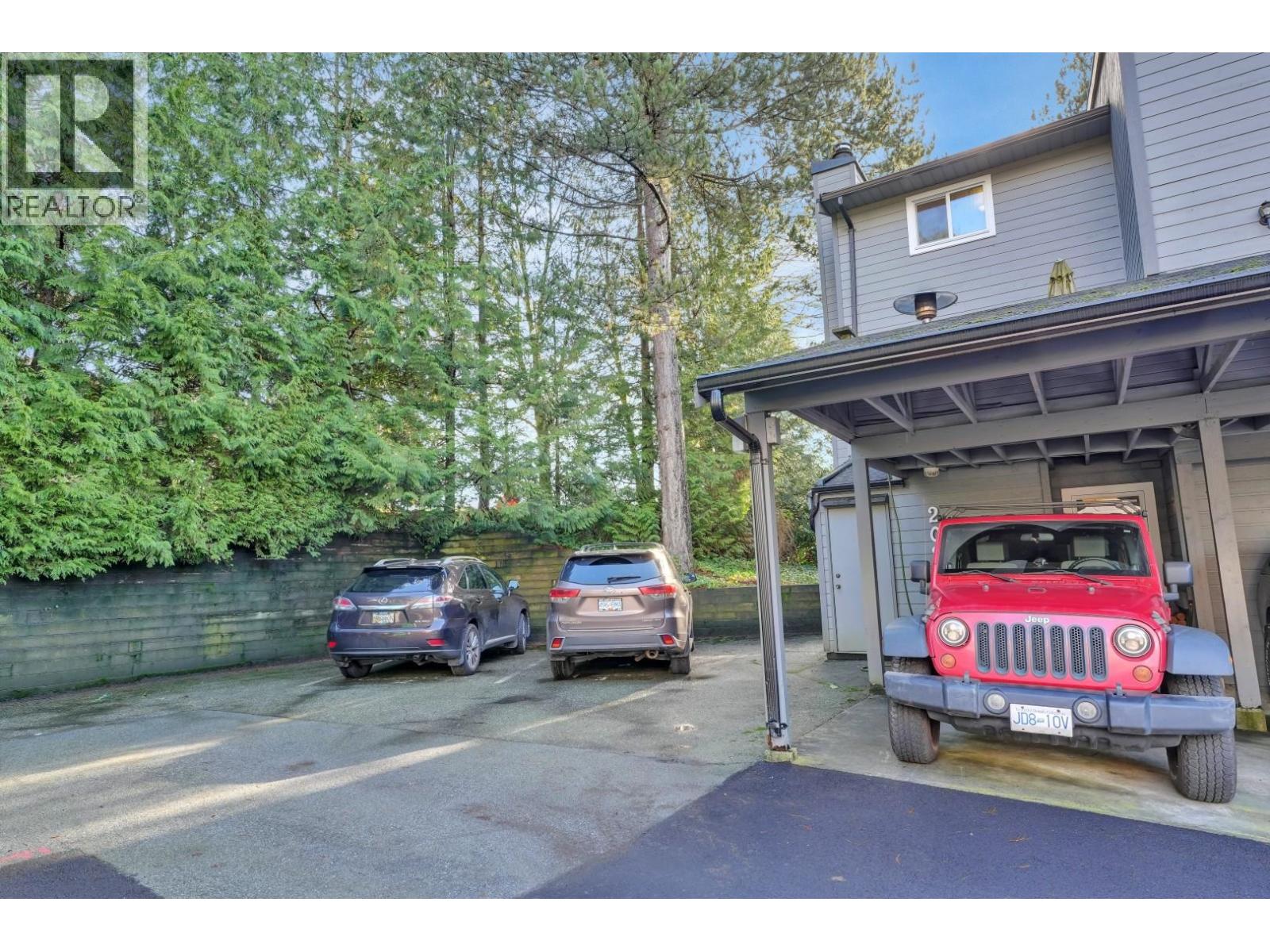 202 BALMORAL PLACE
