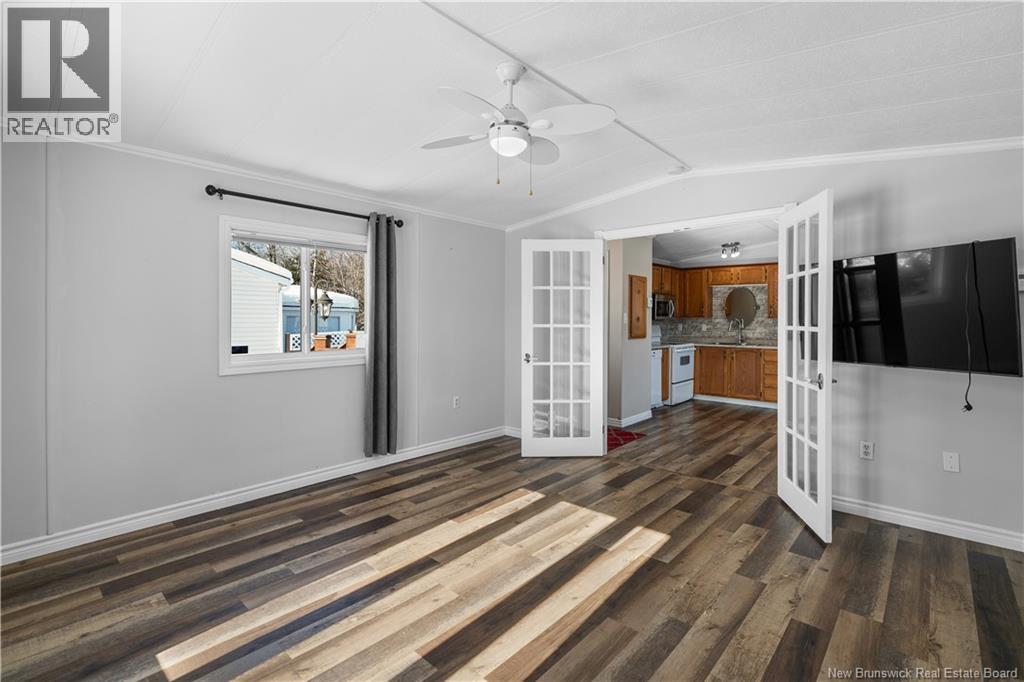 240 Birchgrove - 7