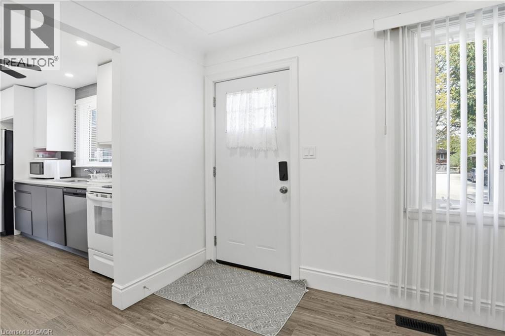 249 WEST 18TH Street, Hamilton, Ontario, L9C4H1 — Photo 6