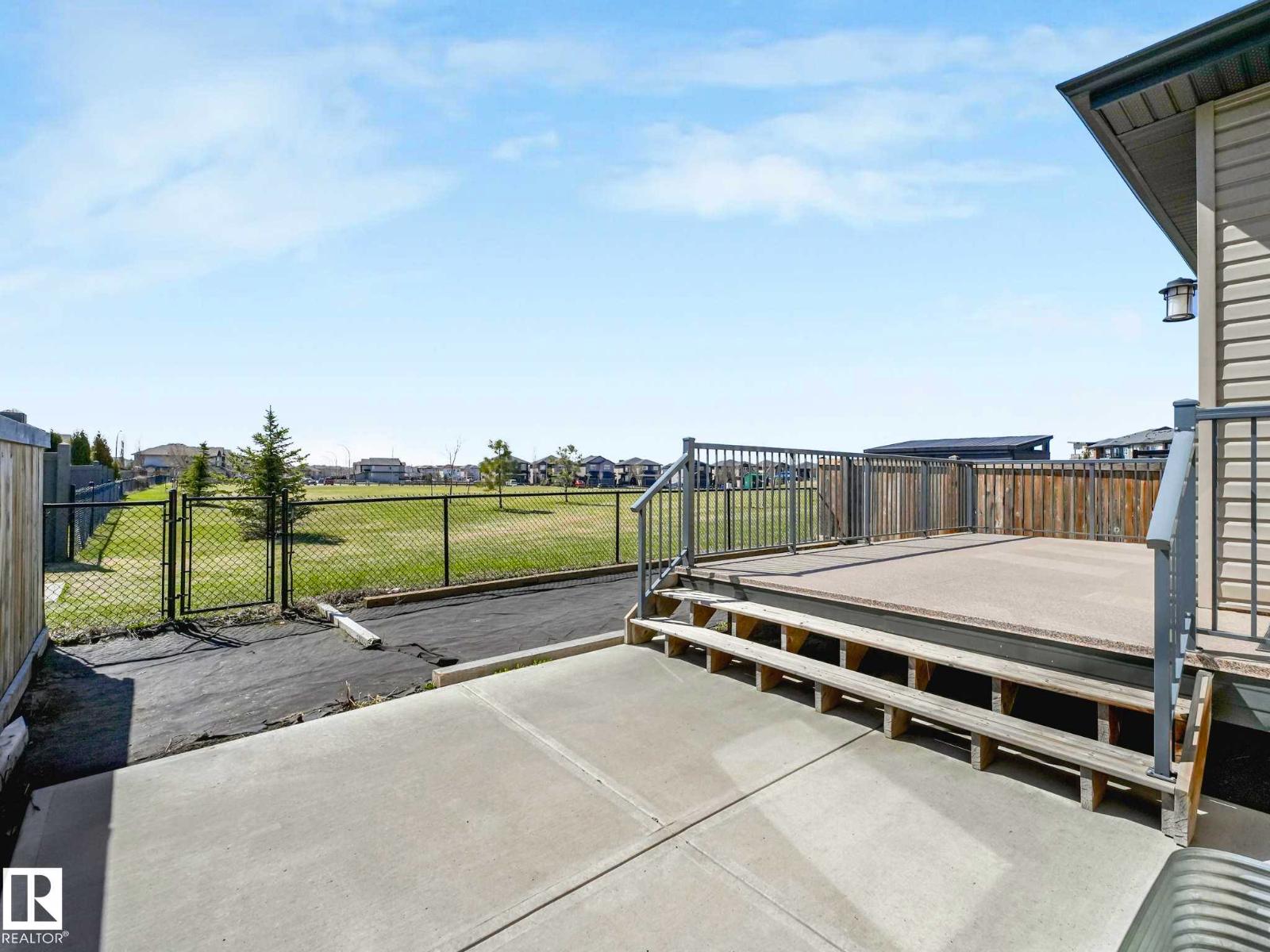 7515 173 AV NW - 60