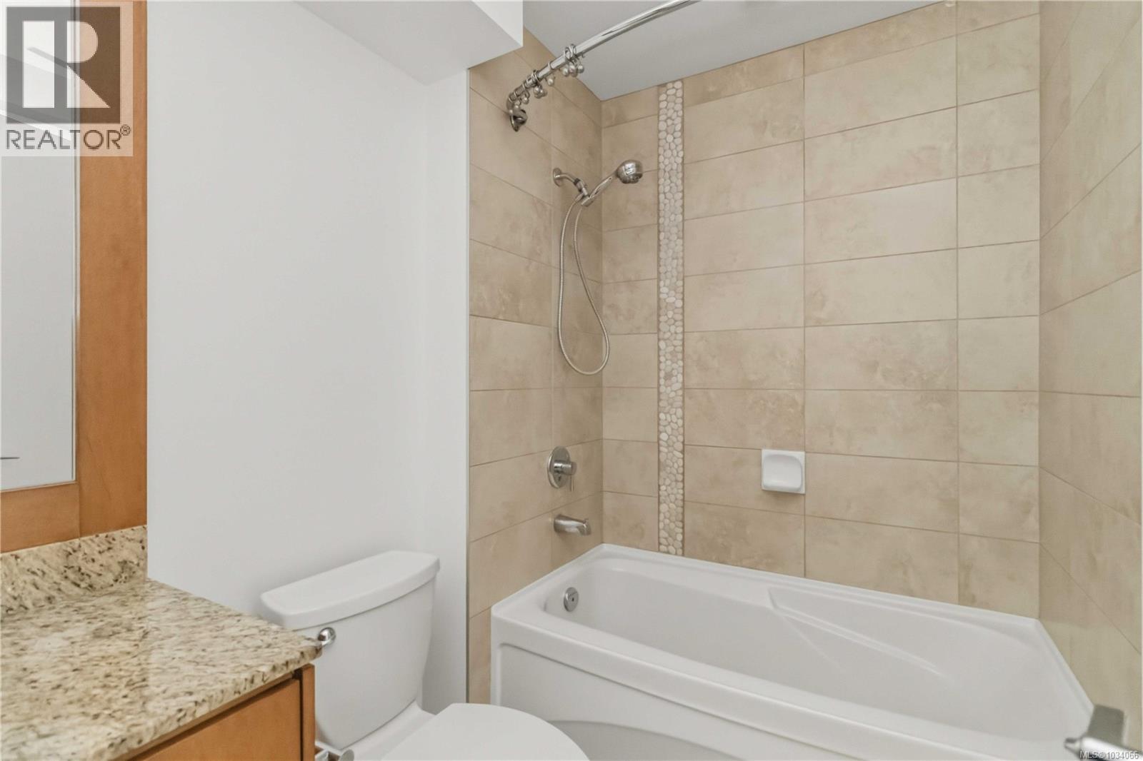 #203 1395 Bear Mountain Pkwy - 29