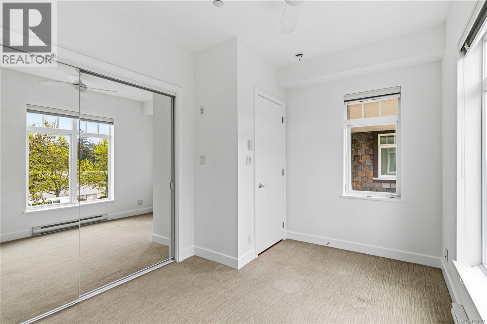 #203 1395 Bear Mountain Pkwy - 31