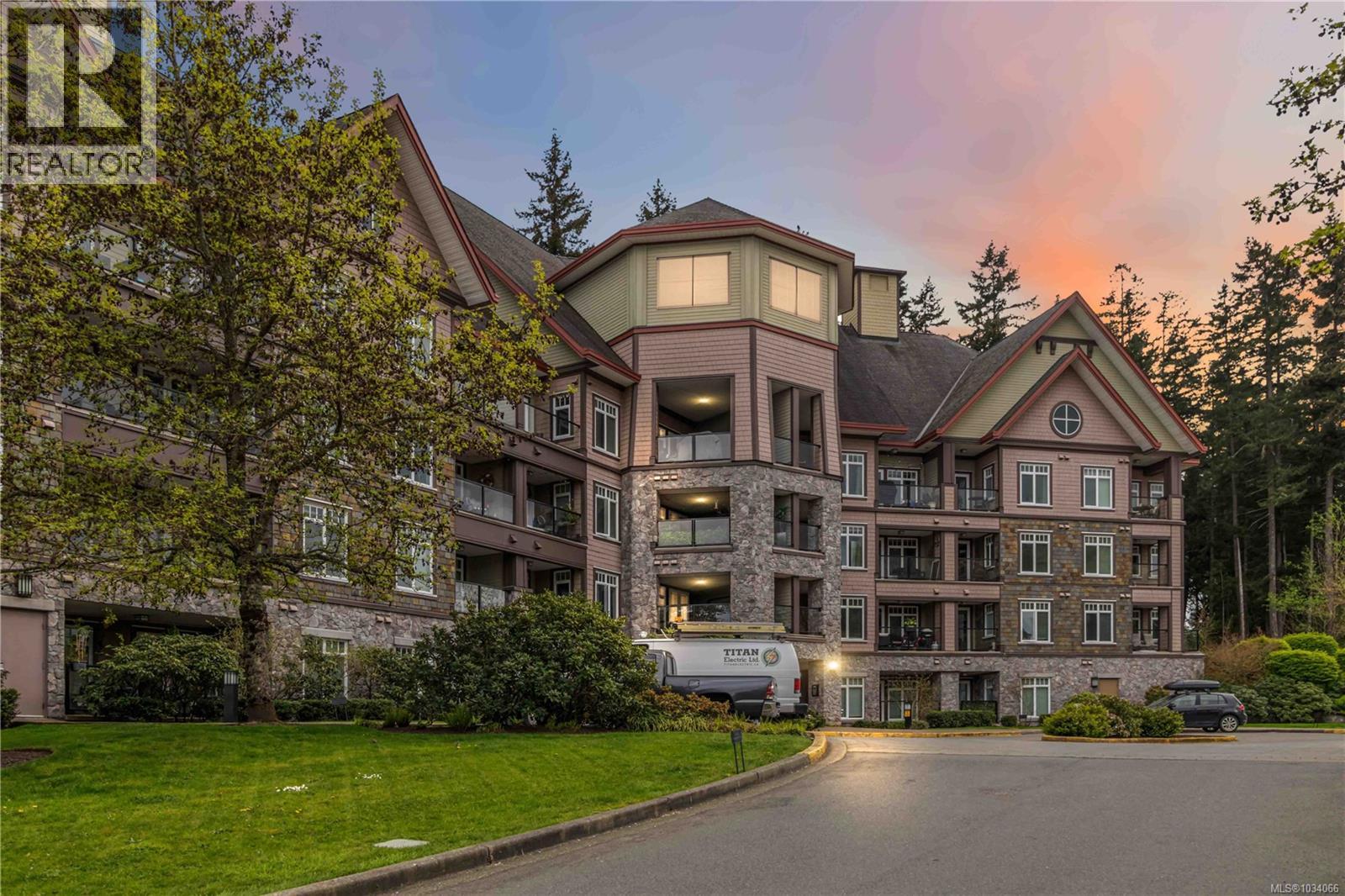 #203 1395 Bear Mountain Pkwy - 1