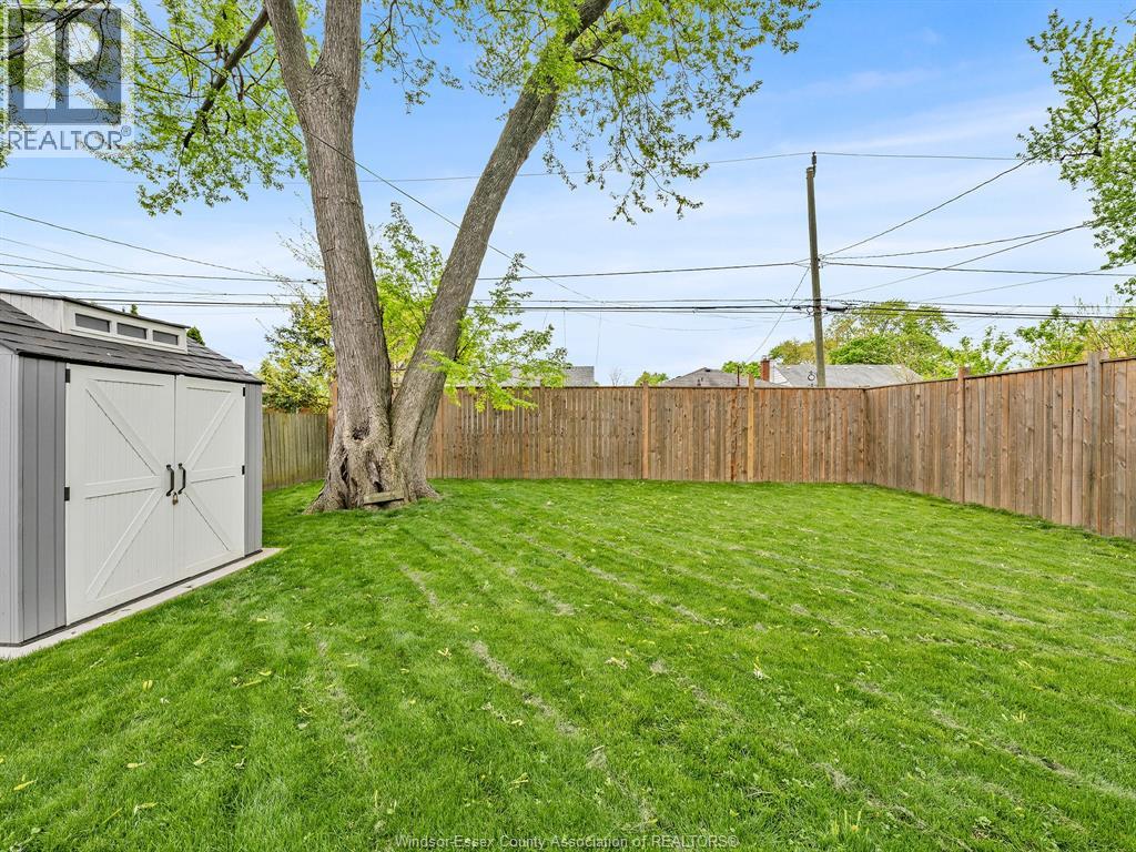1633 OLIVE, Windsor, Ontario, N8Y4M8 — Photo 9