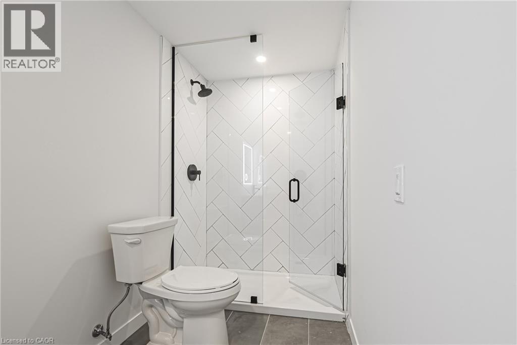 555 SANATORIUM Road Unit# 302, Hamilton, Ontario, L9C2B1 — Photo 16