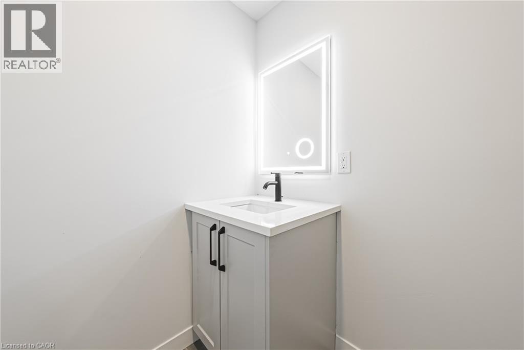 555 SANATORIUM Road Unit# 302, Hamilton, Ontario, L9C2B1 — Photo 17