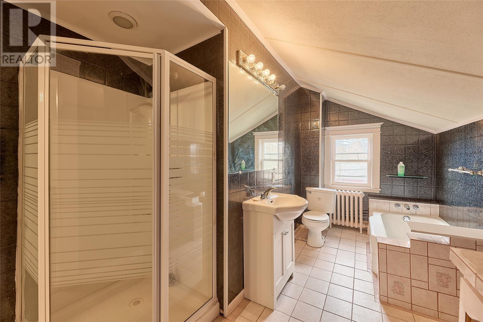 300 Topsail Road - 26
