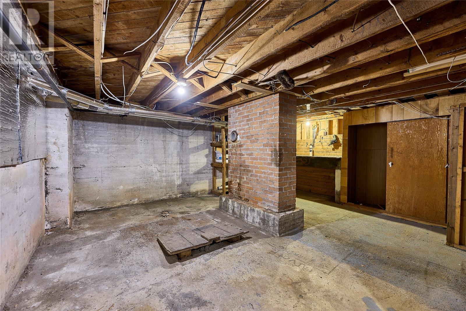 300 Topsail Road - 36