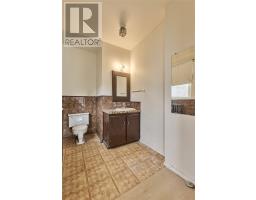 300 Topsail Road thumbnail 17