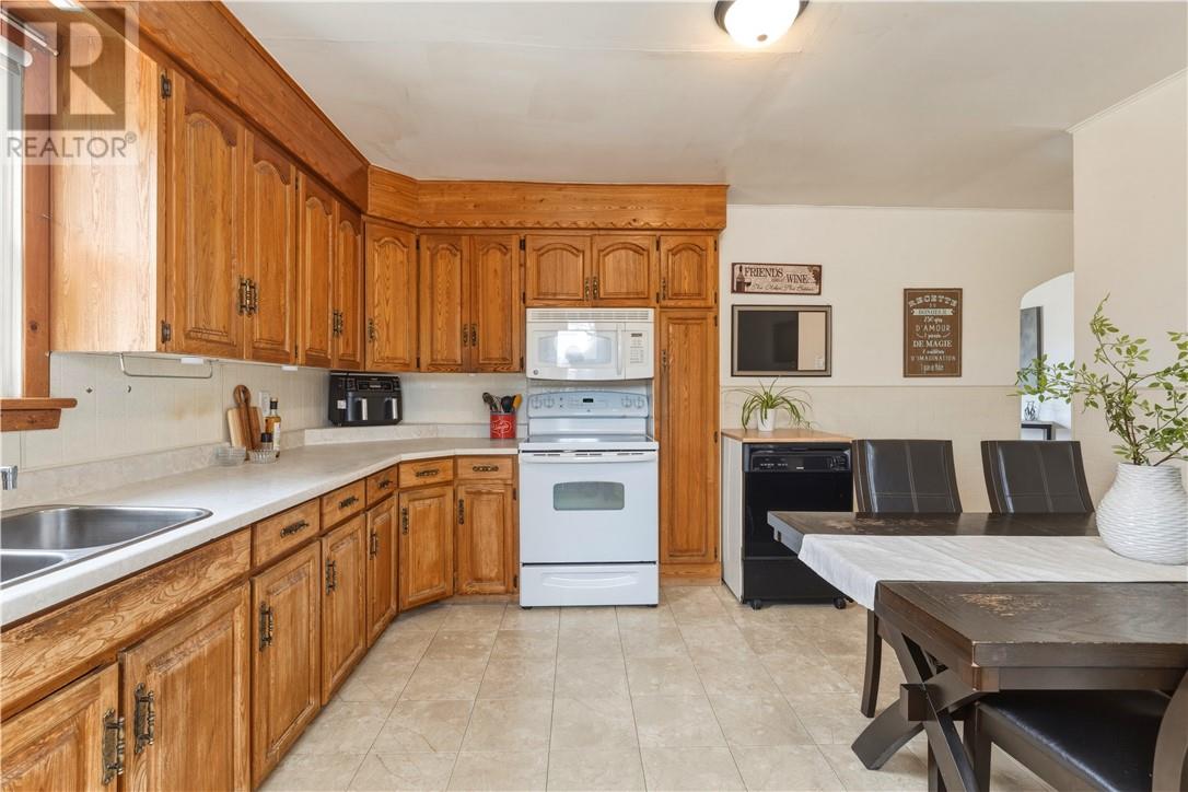 4637 Gatien Avenue, Hanmer, Ontario, P3P1E9 — Photo 24