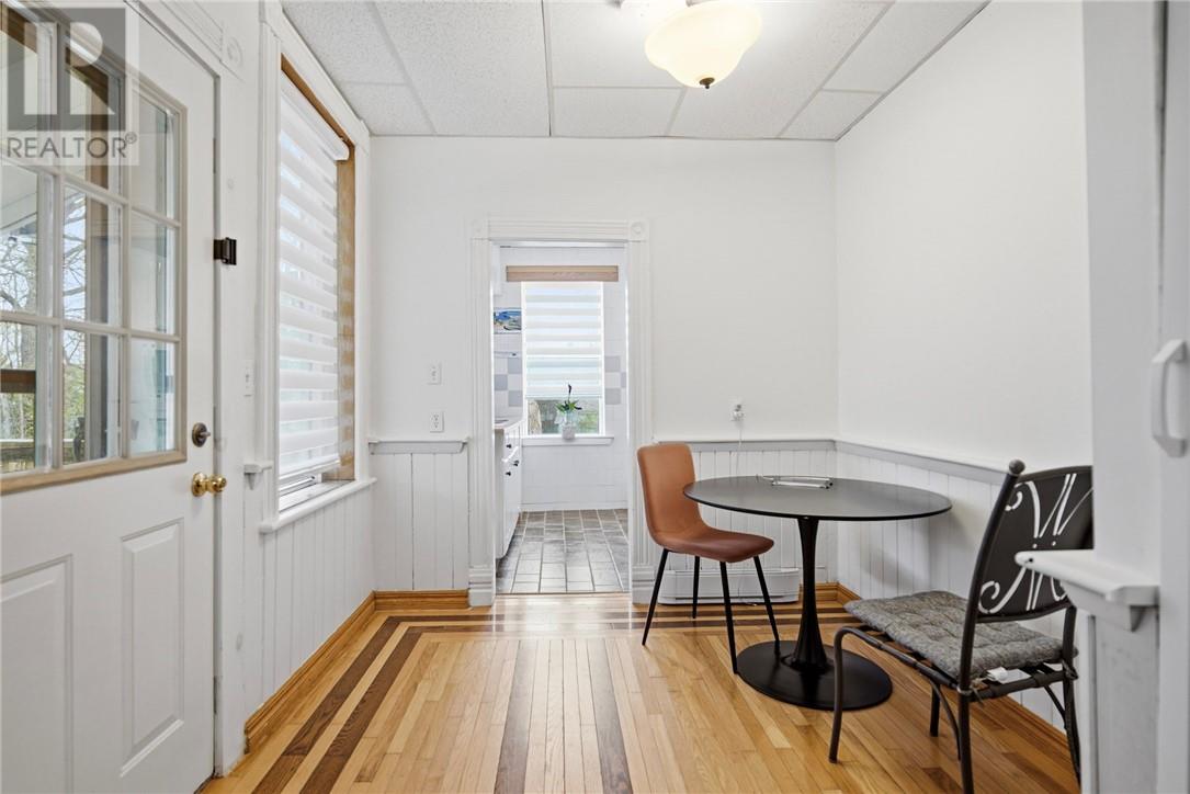 75 Wellington Street - 17