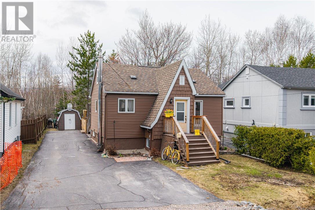 75 McKinnon Street, Sudbury, Ontario, P3B3J3 — Photo 2