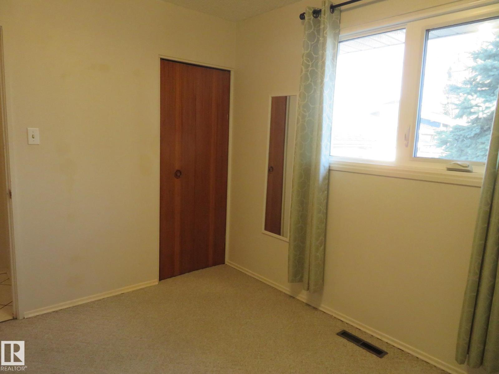 11423 50 AV NW, Edmonton