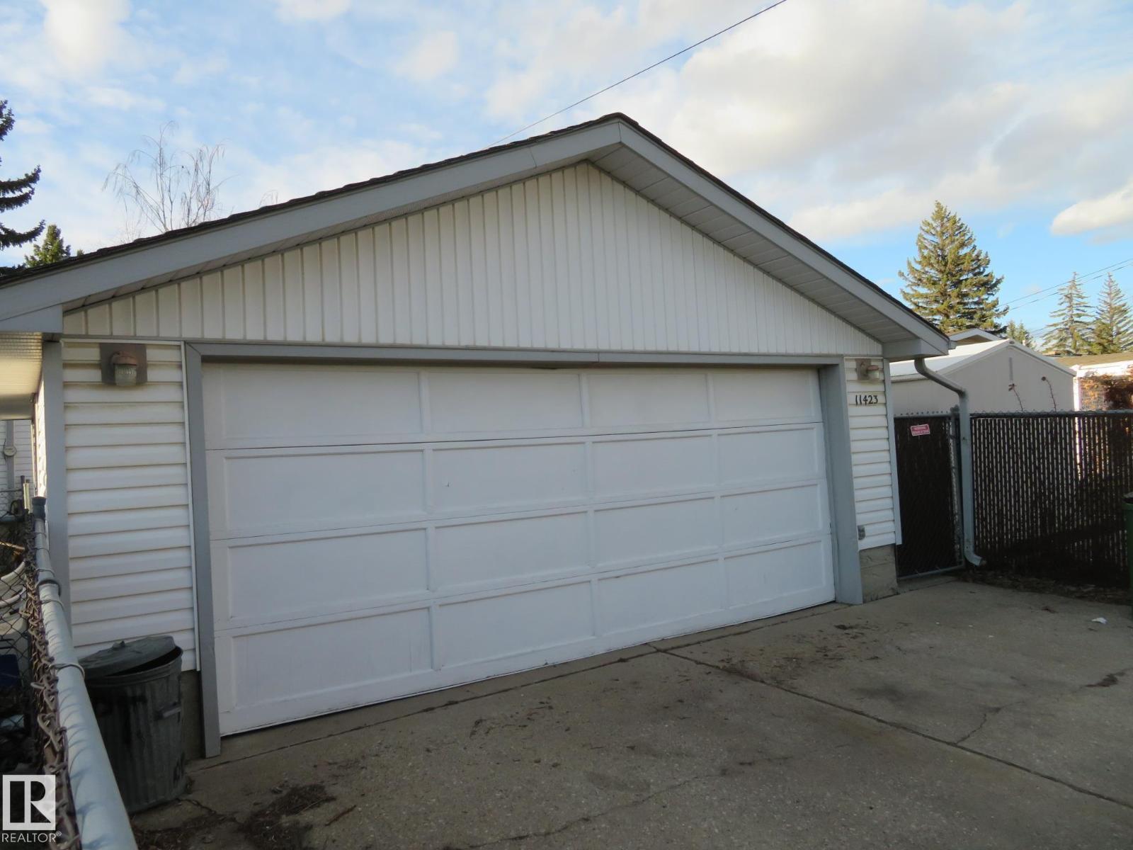 11423 50 AV NW, Edmonton