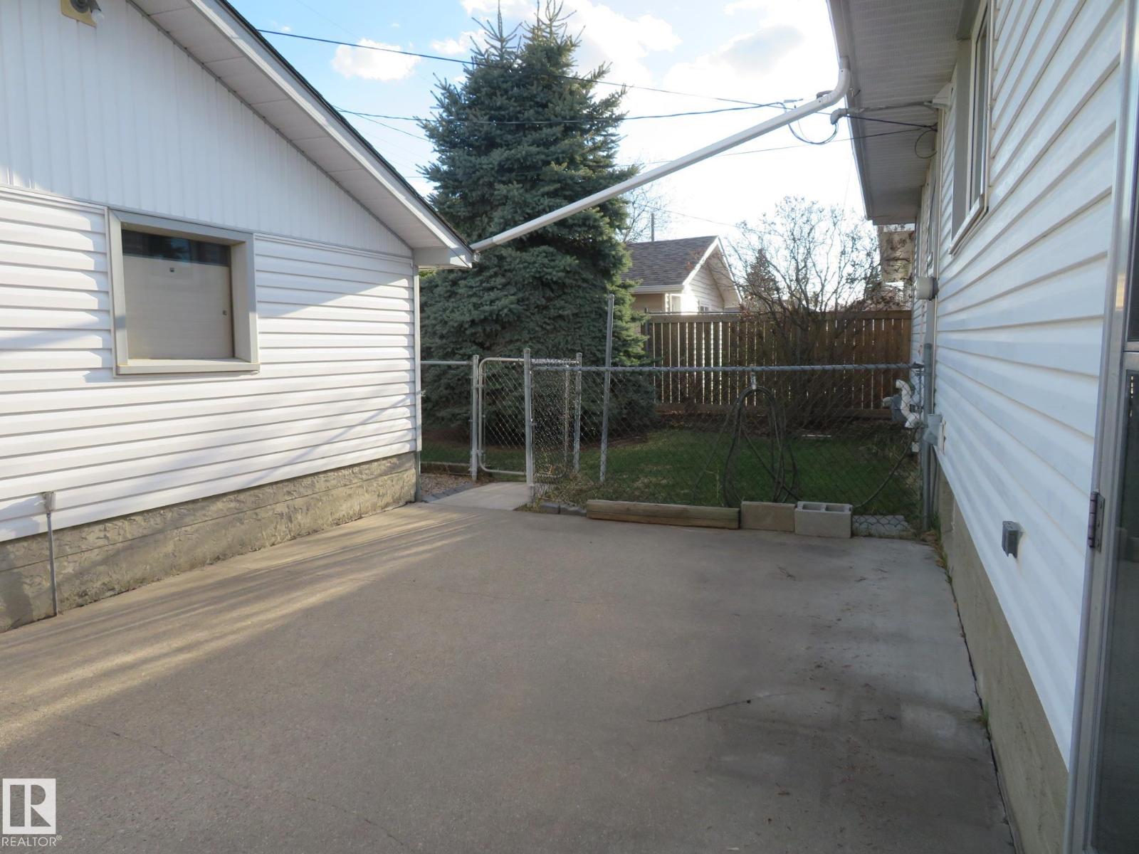 11423 50 AV NW, Edmonton