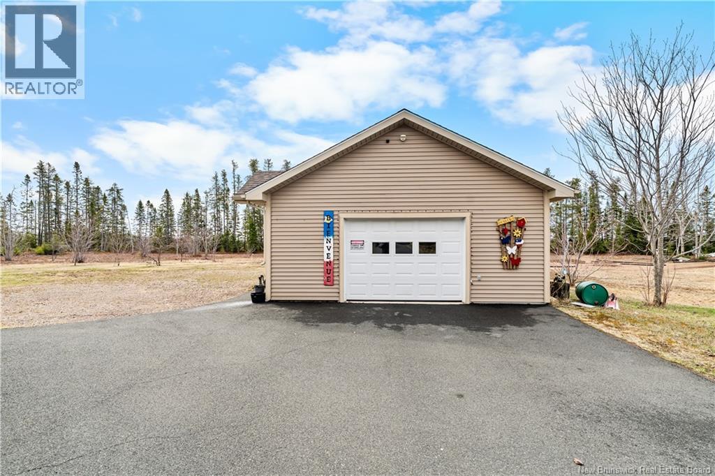 2386 Route 160 - Image 4
