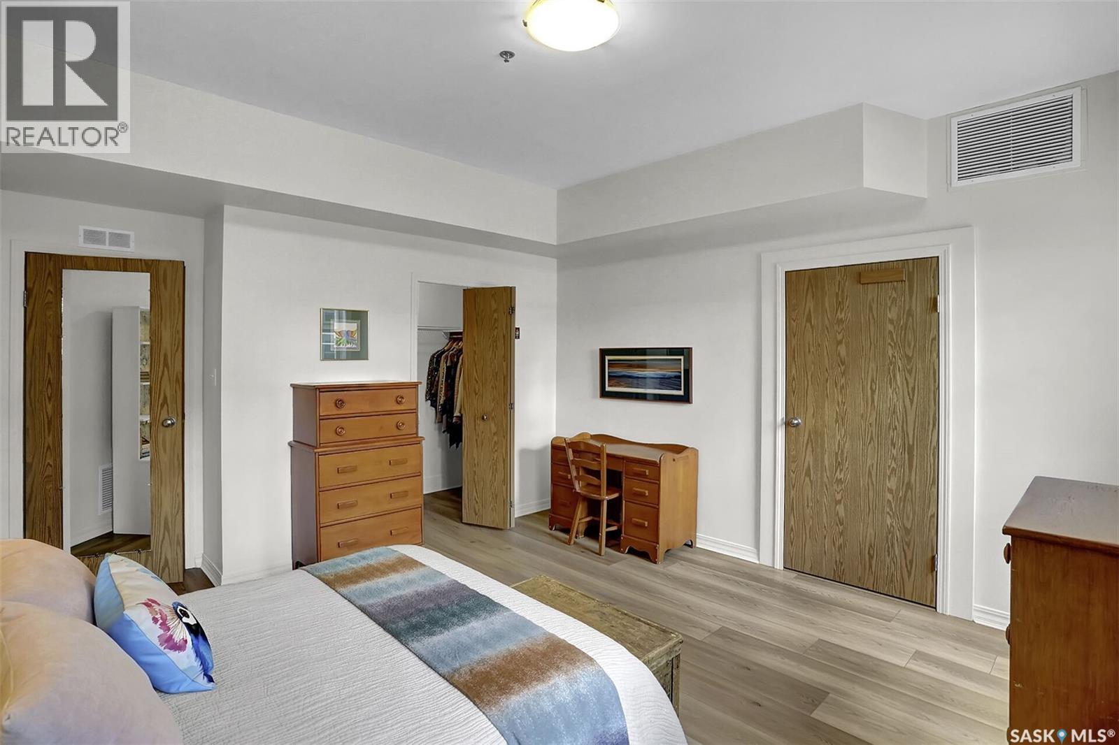 #204 1839 Scarth STREET - 24