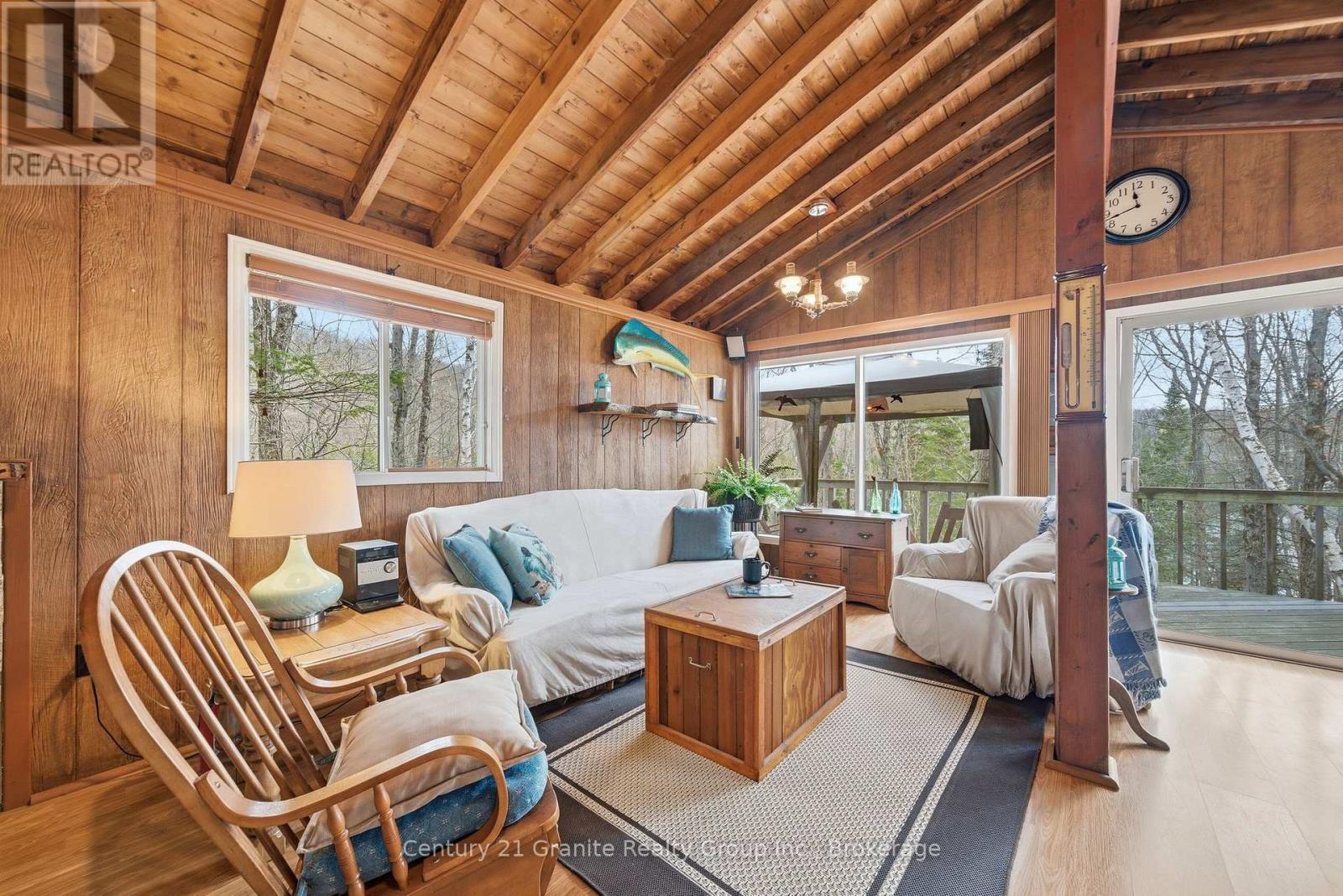 1081 CINNAMON LANE - 24