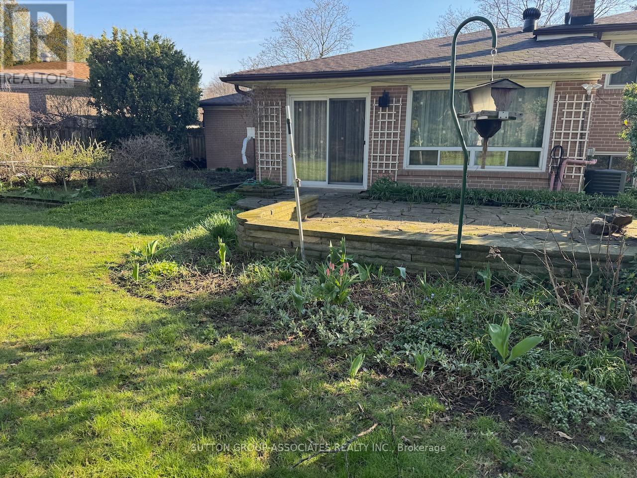 11 CASTOR CRESCENT - 34