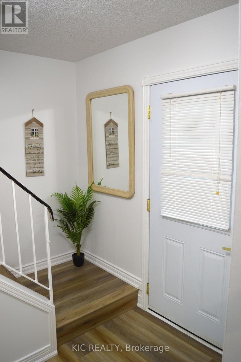 #6 93 HANSEN ROAD N - Image 3