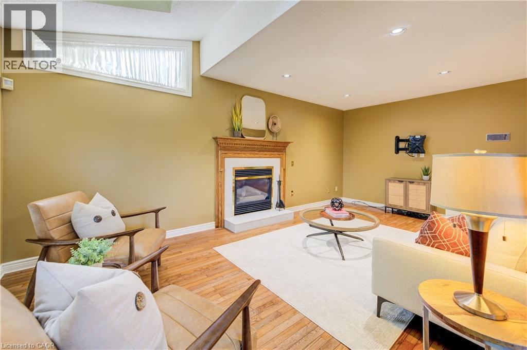 466 DICENZO Drive - 16