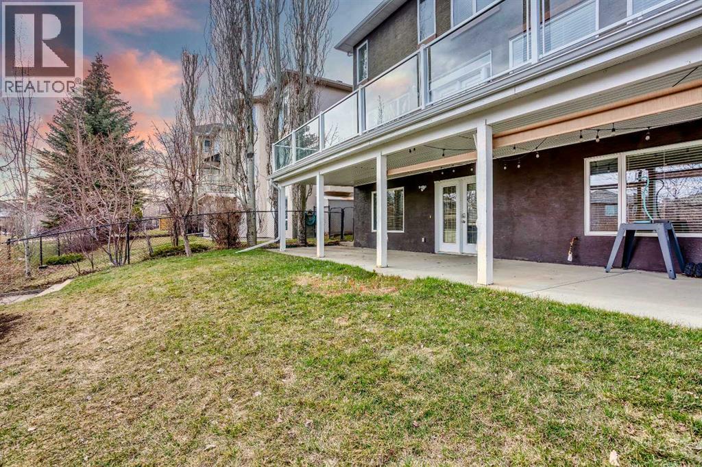 161 Panorama Hills View NW - 32