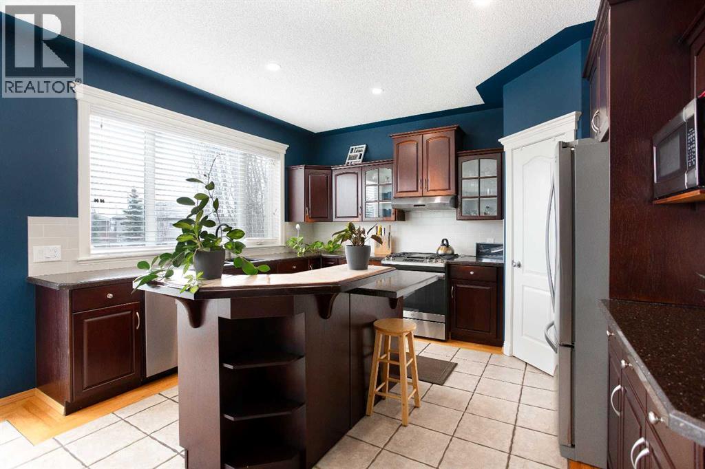 161 Panorama Hills View NW - 8