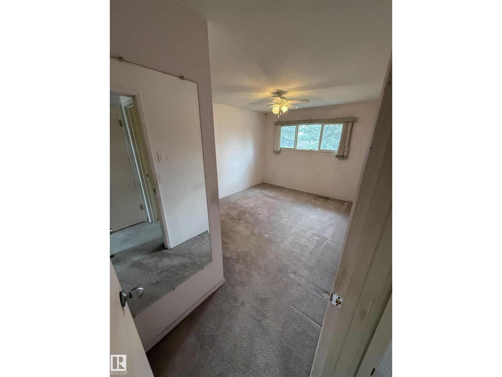 12916 95A ST NW, Edmonton