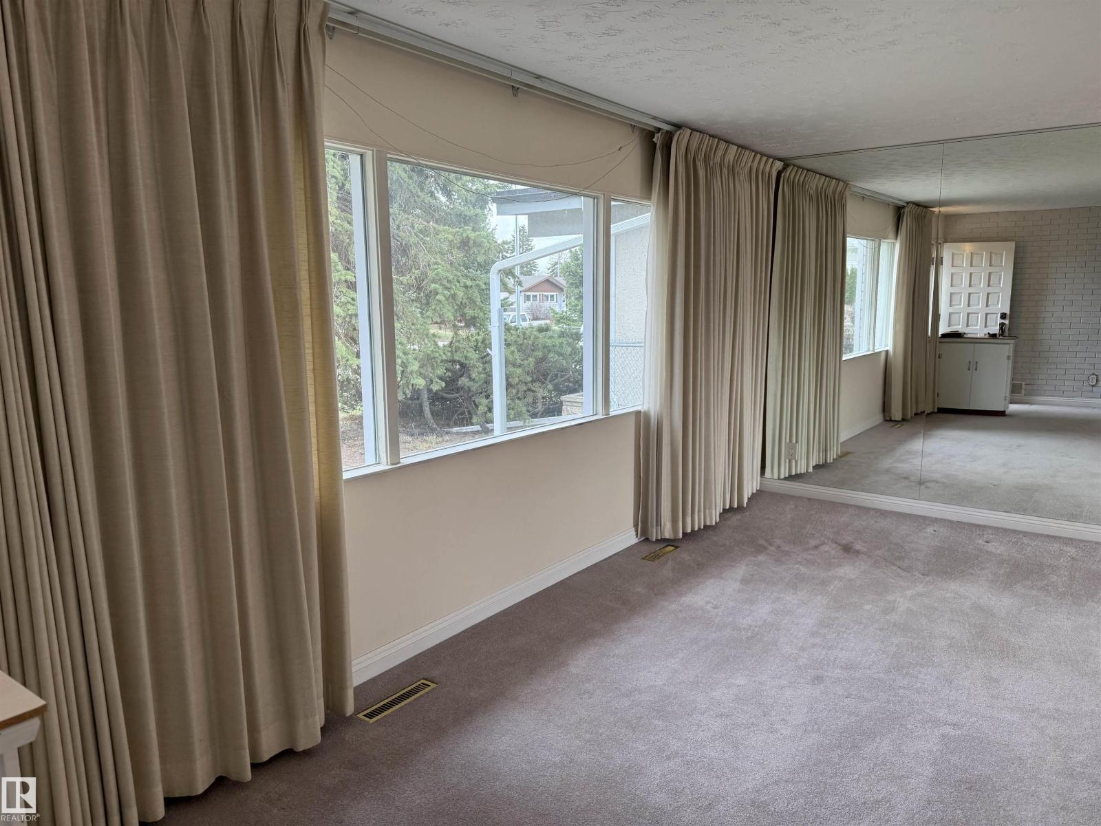 12916 95A ST NW, Edmonton