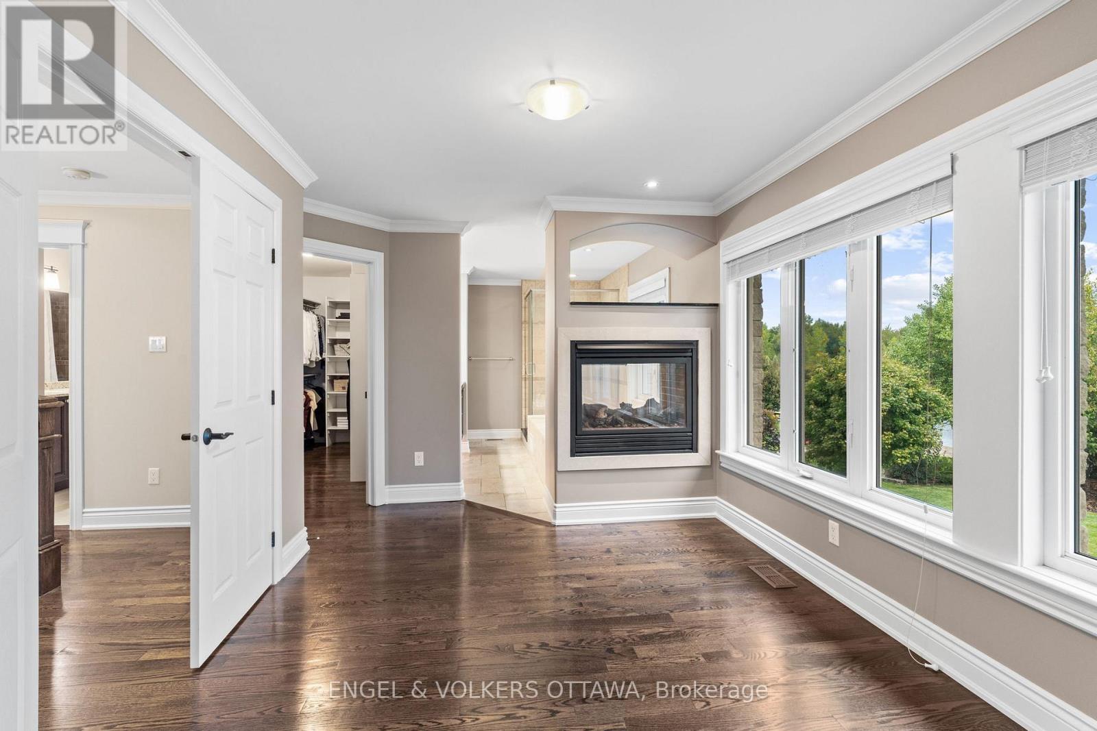 6808 SUNCREST DRIVE - 26