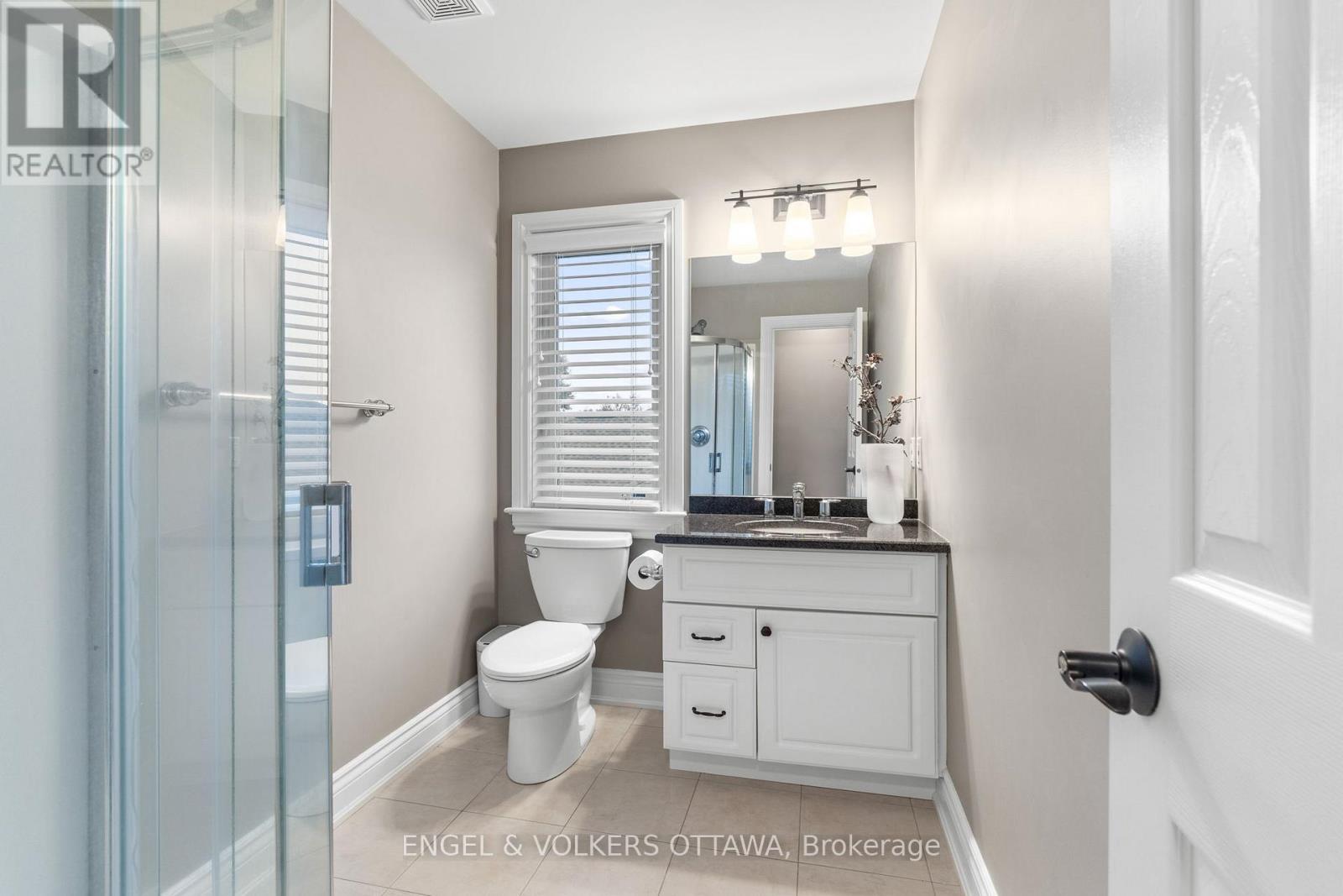 6808 SUNCREST DRIVE - 31