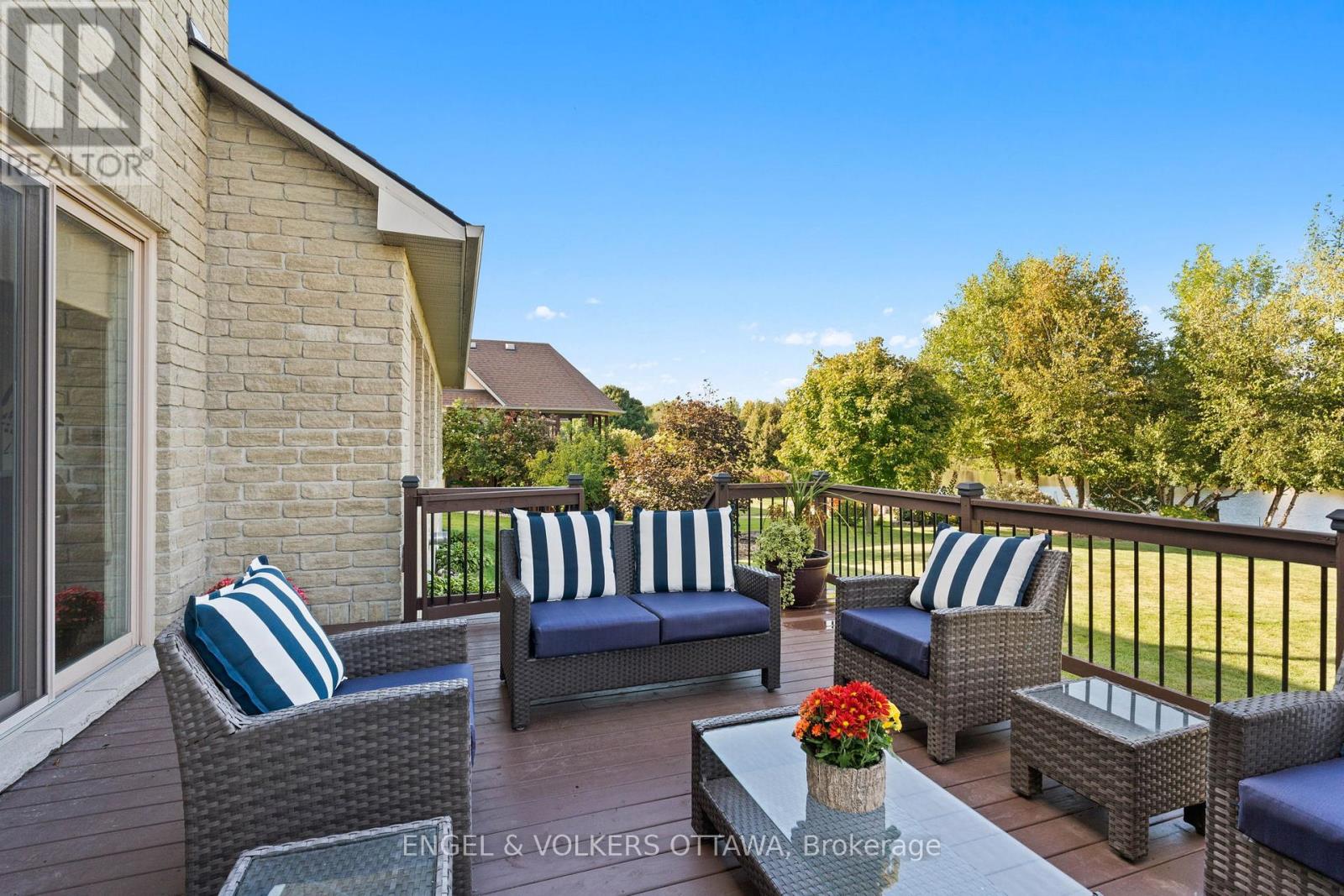 6808 SUNCREST DRIVE - 40