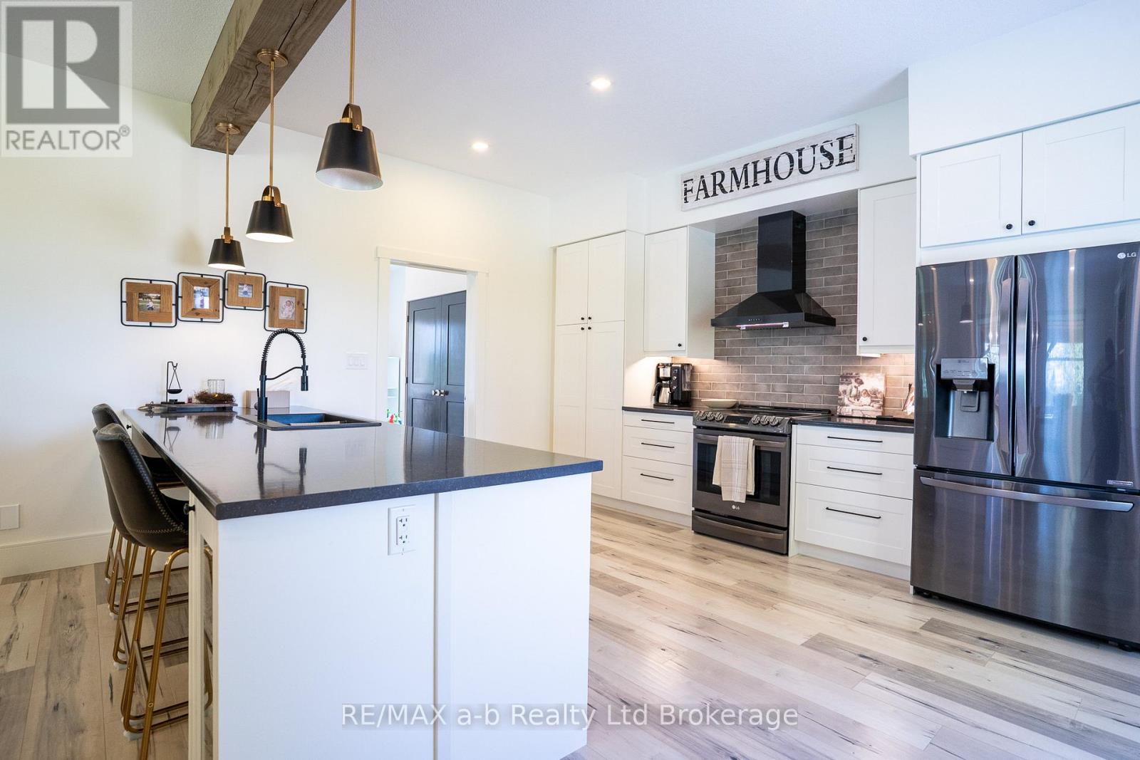 184911 CORNELL ROAD - 17