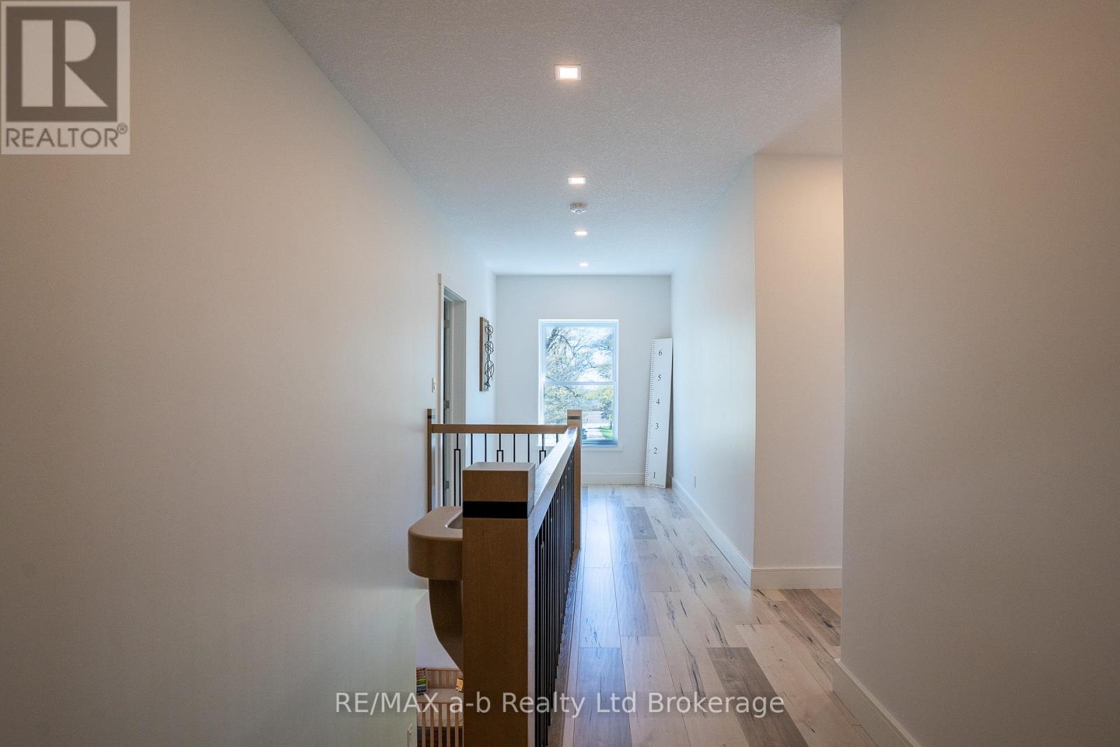 184911 CORNELL ROAD - 29