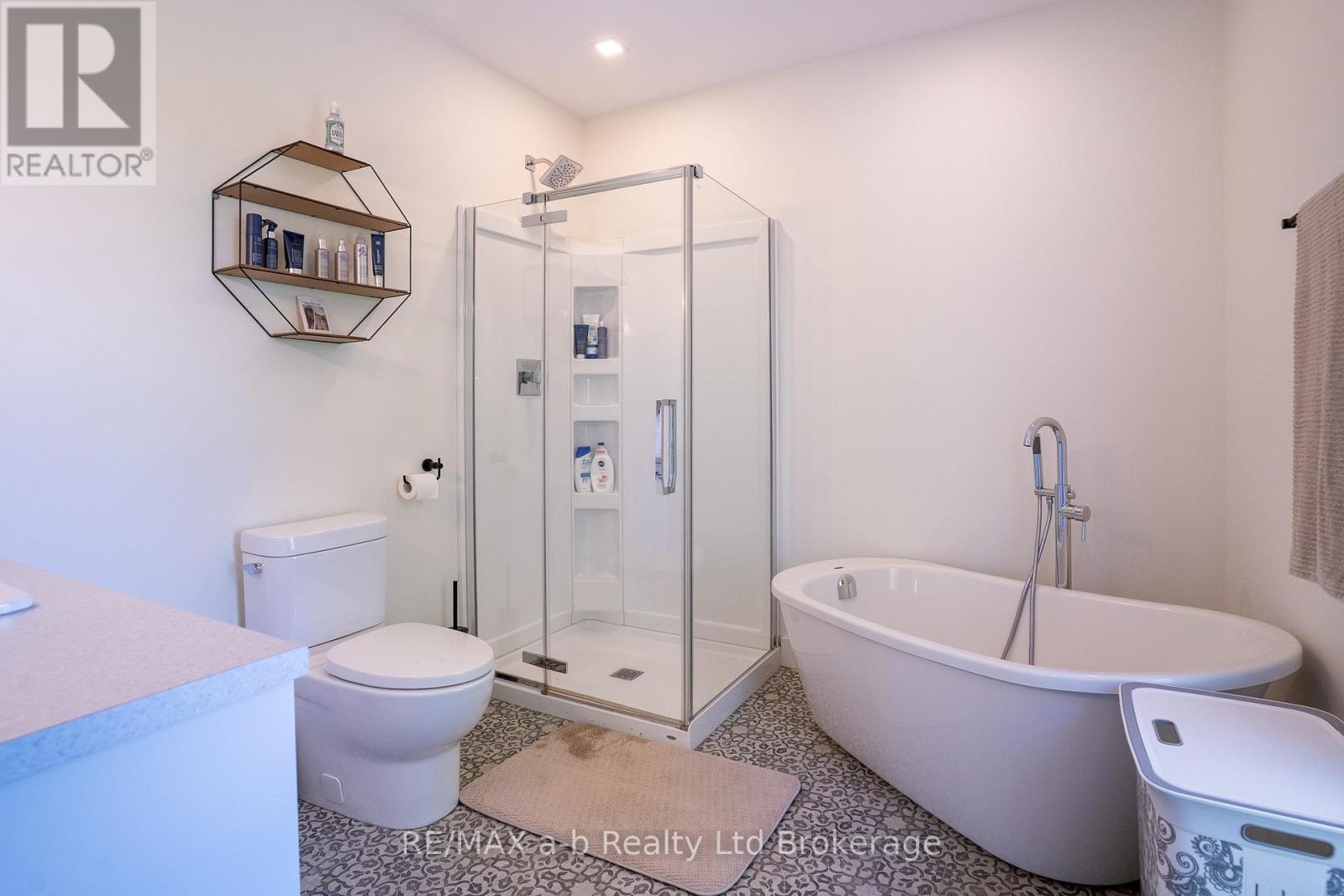 184911 CORNELL ROAD - 31