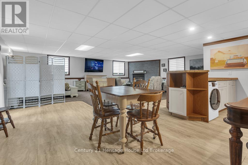1668 PERTH 123 ROAD - 22