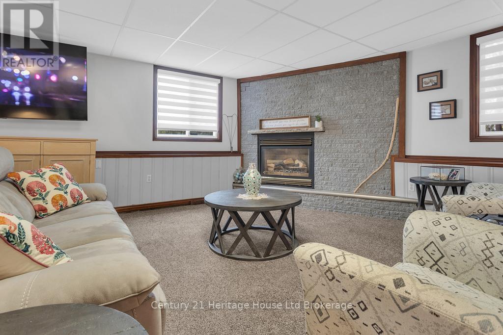 1668 PERTH 123 ROAD - 23