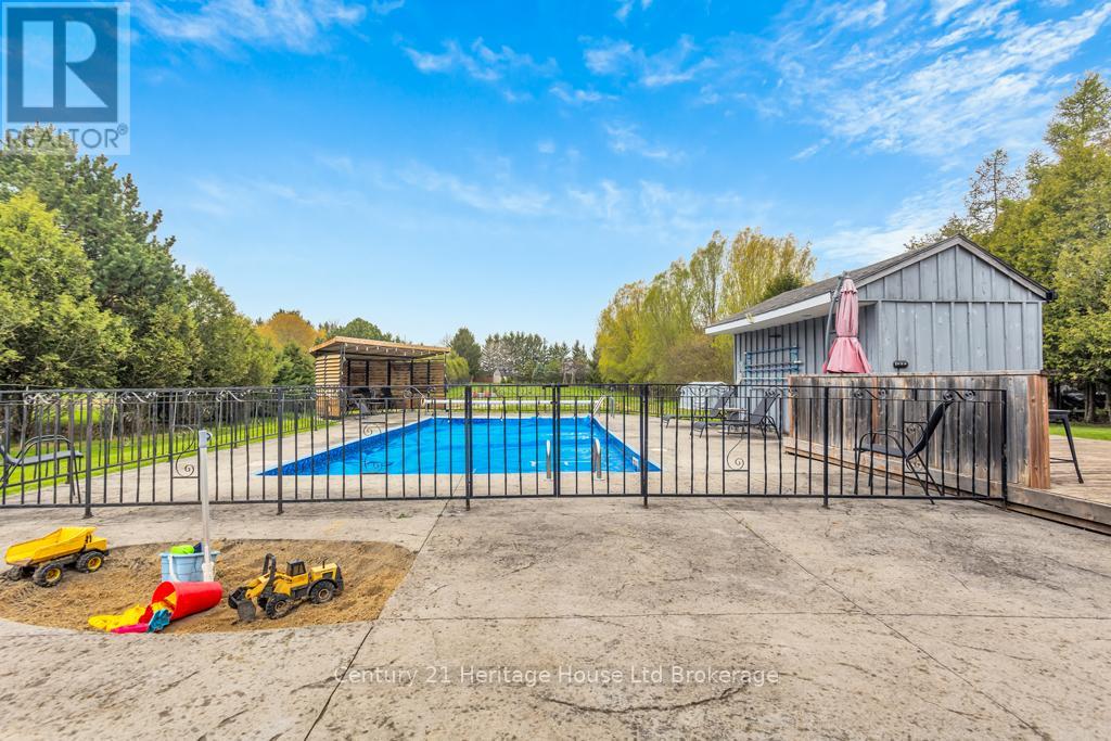 1668 PERTH 123 ROAD - 27
