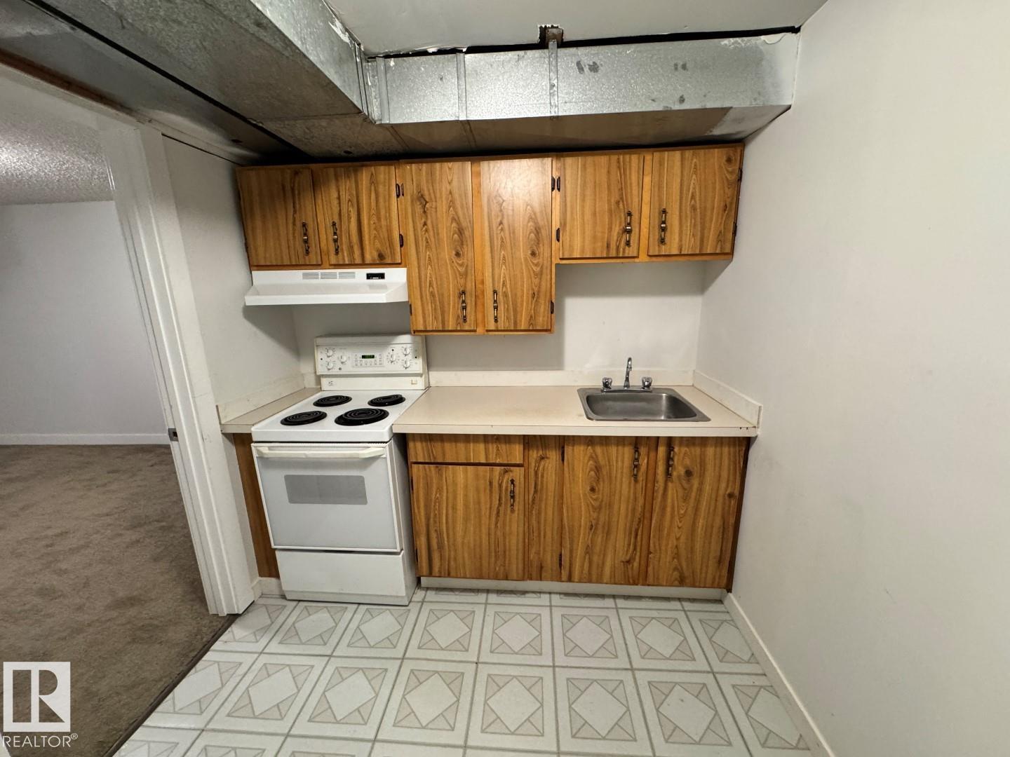 18404 66 AV NW - 25