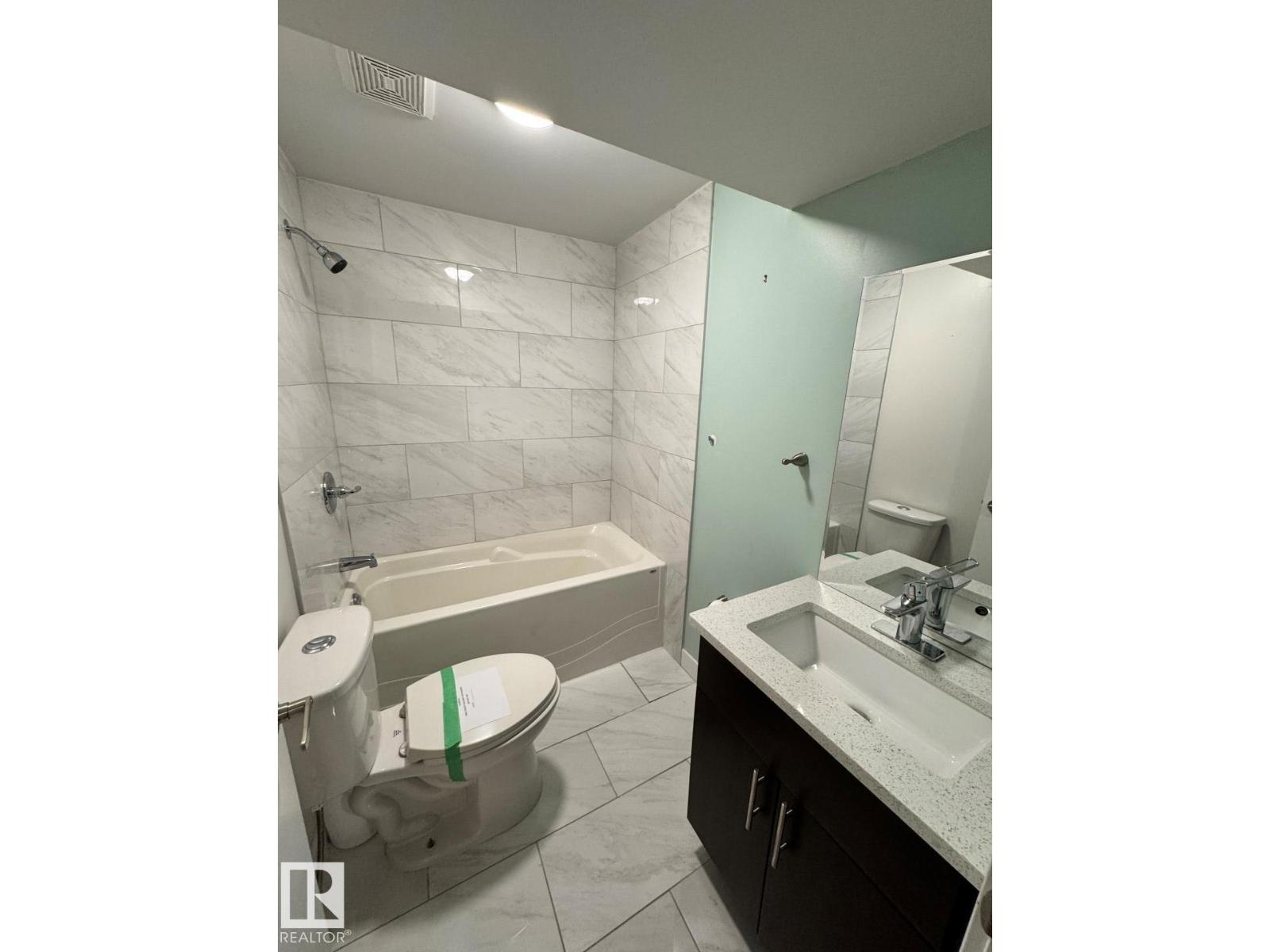 18404 66 AV NW - 24